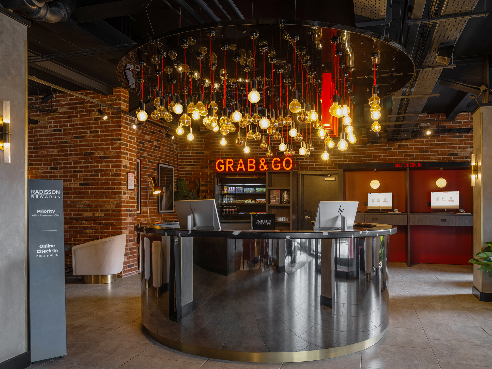 Radisson Red Gatwick