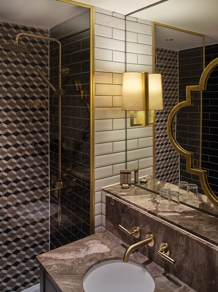 Radisson Individuals Bath